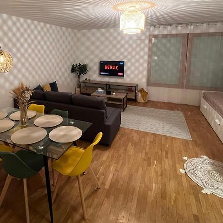 Paris-Montrouge Magnifique Appartement 3 Pieces De 75M2 Avec Parking - Tres Cosy Pour 1 - 8 Personnes Refait A Neuf -Entire Apartment Luxurious And Warm -Montrouge Paris 14Eme - Proche Aeroport Orly Parc Expositions Porte De Versailles Free Wifi Grat Eksteriør billede
