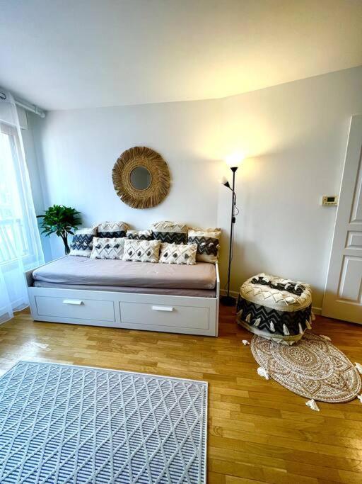 Paris-Montrouge Magnifique Appartement 3 Pieces De 75M2 Avec Parking - Tres Cosy Pour 1 - 8 Personnes Refait A Neuf -Entire Apartment Luxurious And Warm -Montrouge Paris 14Eme - Proche Aeroport Orly Parc Expositions Porte De Versailles Free Wifi Grat Eksteriør billede